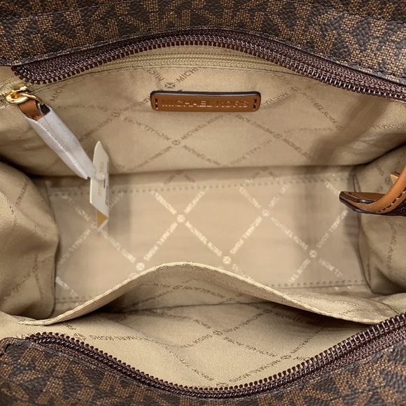 BEST PRICE 🔥Michael Kors Mirella Small Logo Crossbody Bag Brown signature color - Picture 10 of 14